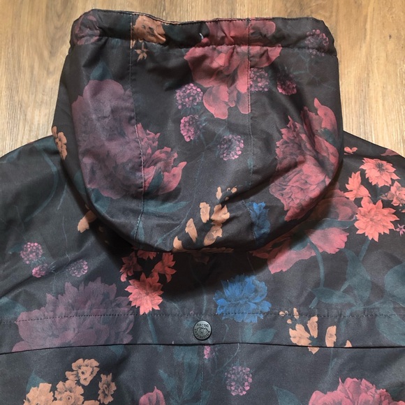 Arctic Expedition Joliette Insulated Waterproof Coat - Picture 10 of 17